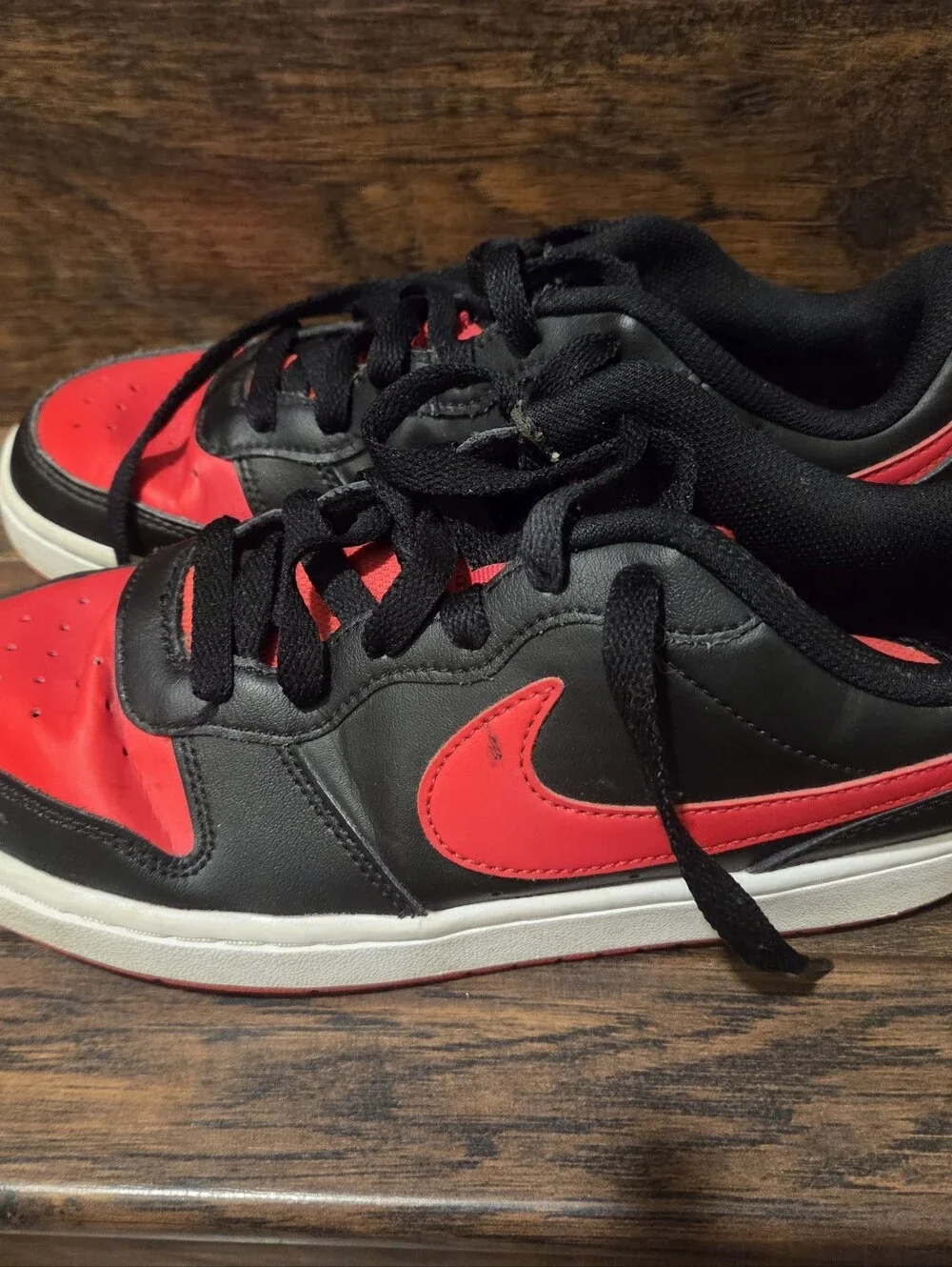 Nike Court Borough 2 Low Bred Youth Size 6Y Sneakers